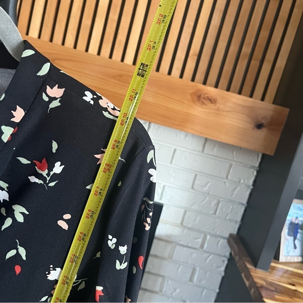Mango Black Top with Floral Accents - Picture 4 of 4
